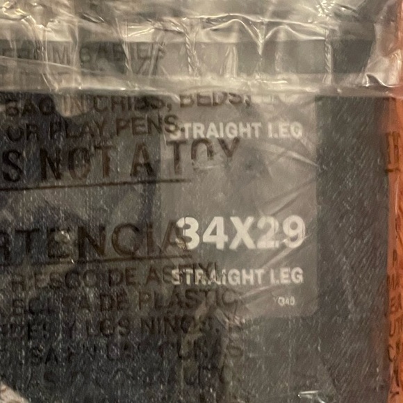 NWT LEE’s Relaxed Fit Men’s Jeans size 34x29 straight leg - Picture 4 of 6